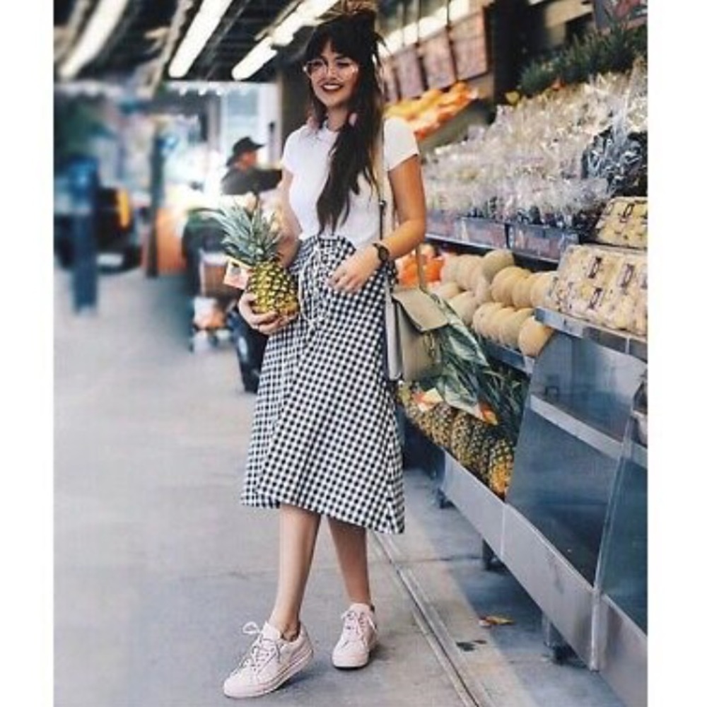 NWT Gingham Lace-up Skirt - Picture 2 of 6